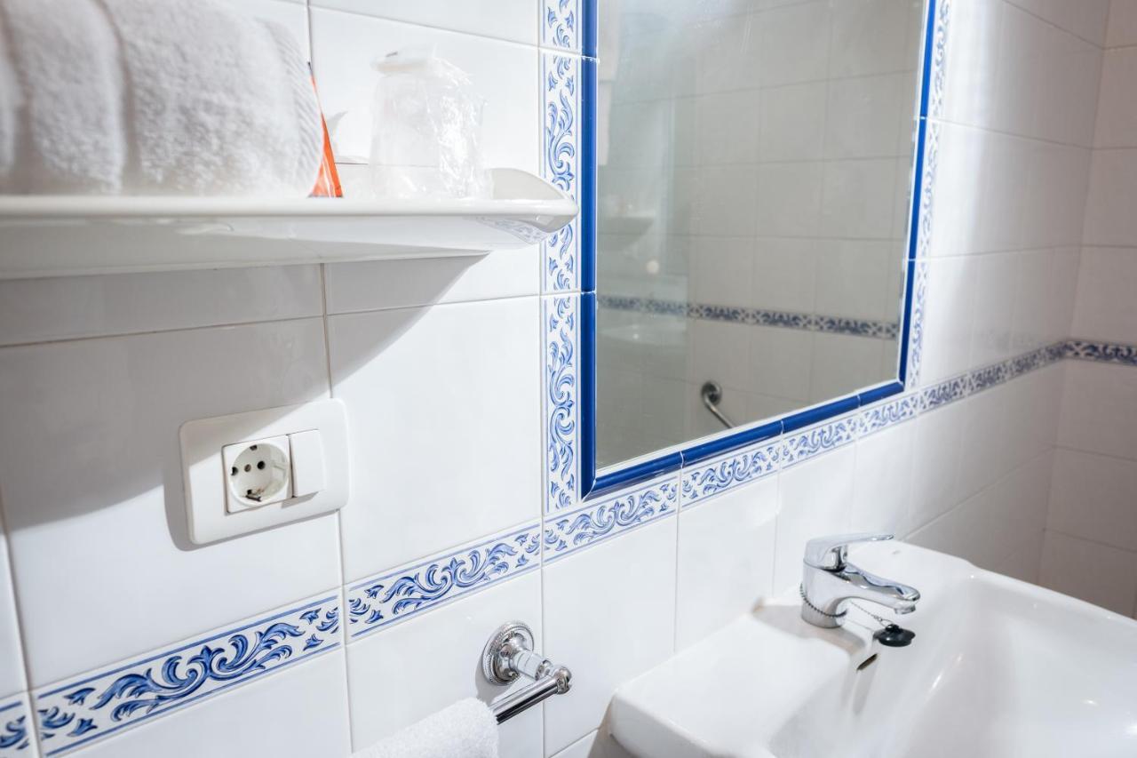 Balneario Hotel Davila Caldas De Reis Εξωτερικό φωτογραφία